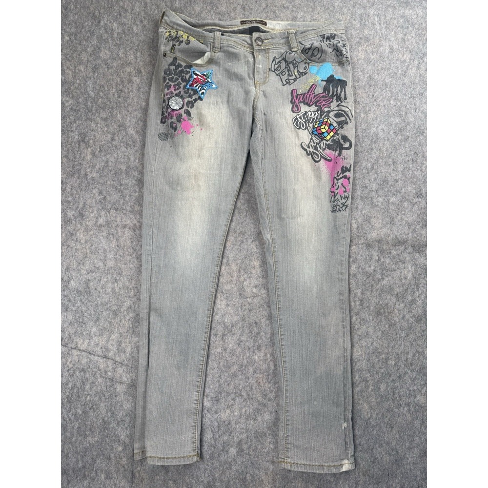 Southpole Skinny Jeans Sz. 14  Gray Graffiti Art Style Cotton Blend Womens Denim